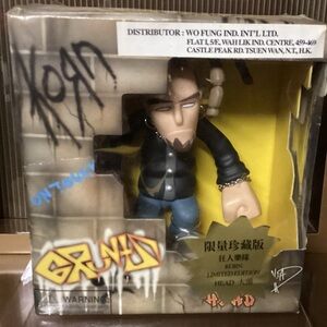 KORN GRUNTZ HEAD FIGURE. LIMITED EDITION FROM THE ORIENT. NEVER OPENED.